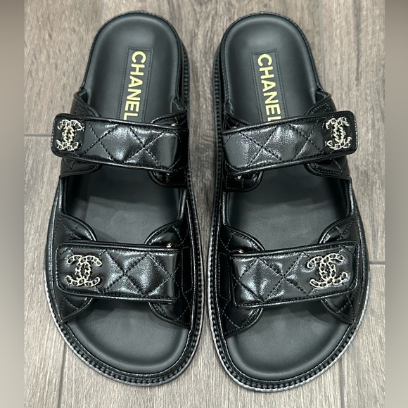 CHANEL BLACK LEATHER DAD SANDALS SLIDES SHOES size 37 NEW - Picture 1 of 13